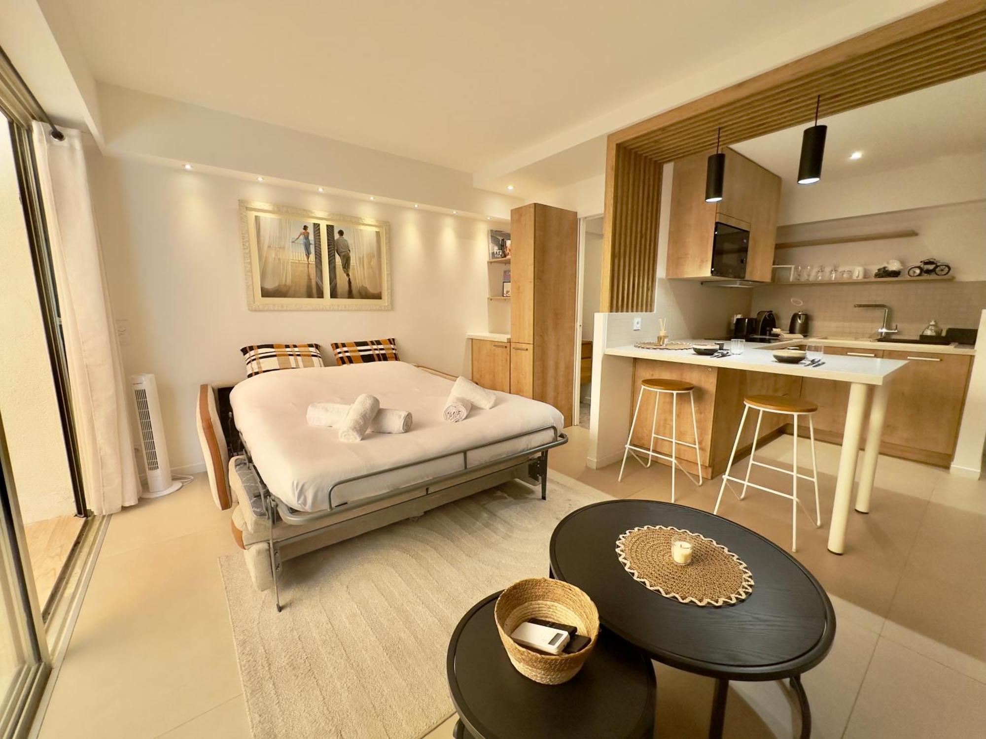 Evasion Boheme - Avec Terrasse Au Coeur De Apartment Cannes